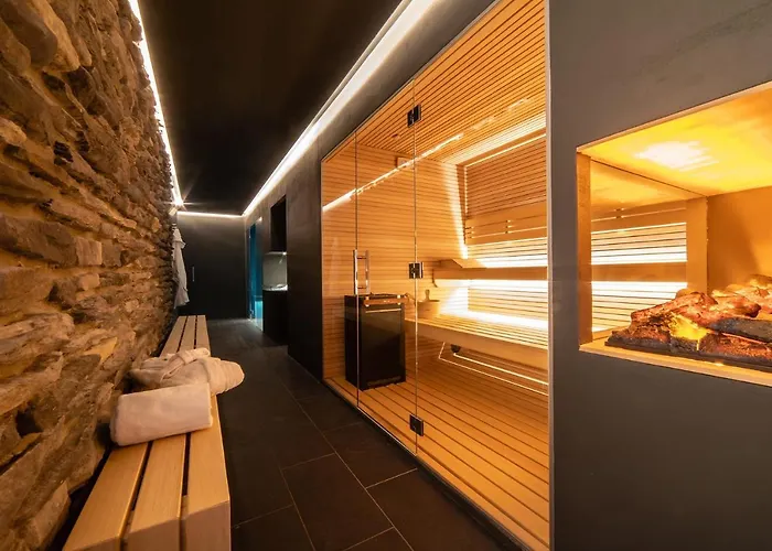 Hb Aosta Hotel & Balcony Spa