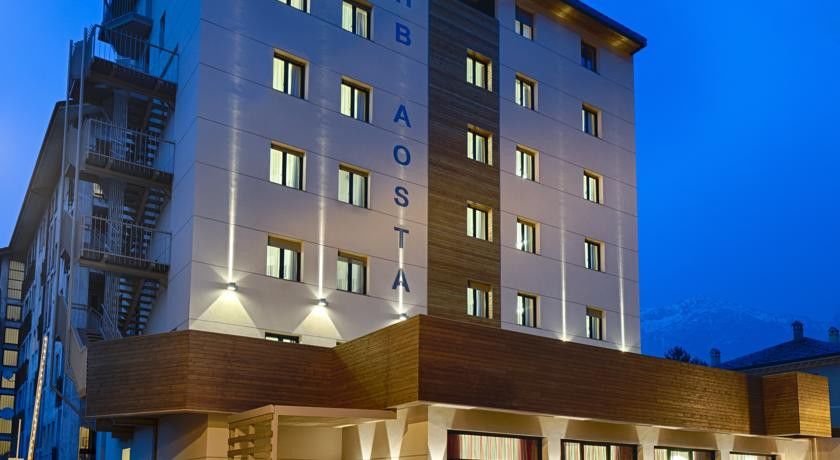 Hotel Hb & Balcony